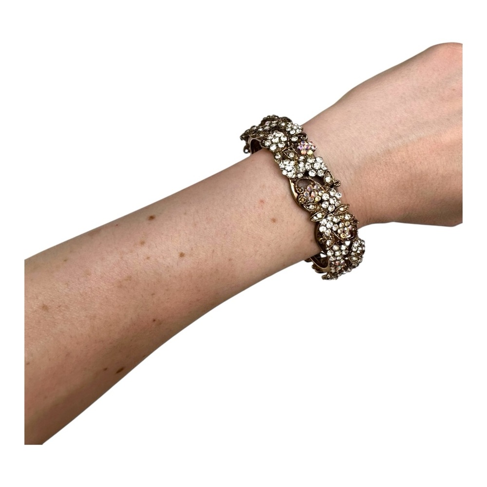Gold Tone VTG Bracelet Hinged Bangle Cuff Metal Floral Sparkle Rhinestone